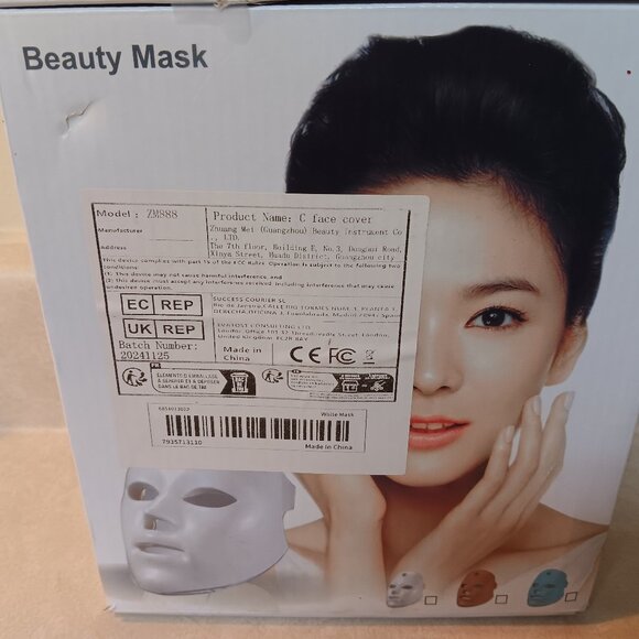 LED Beauty Face Mask Rejuvenating Skincare Preowned - Picture 1 of 10
